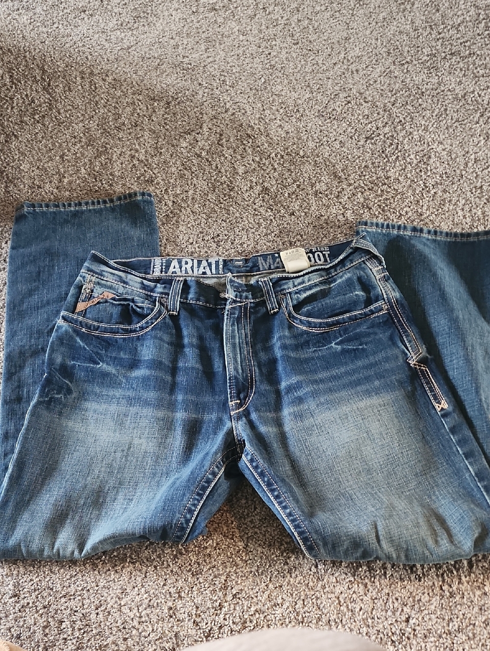 Ariat Men's Faded Blue Relaxed Straight Jeans